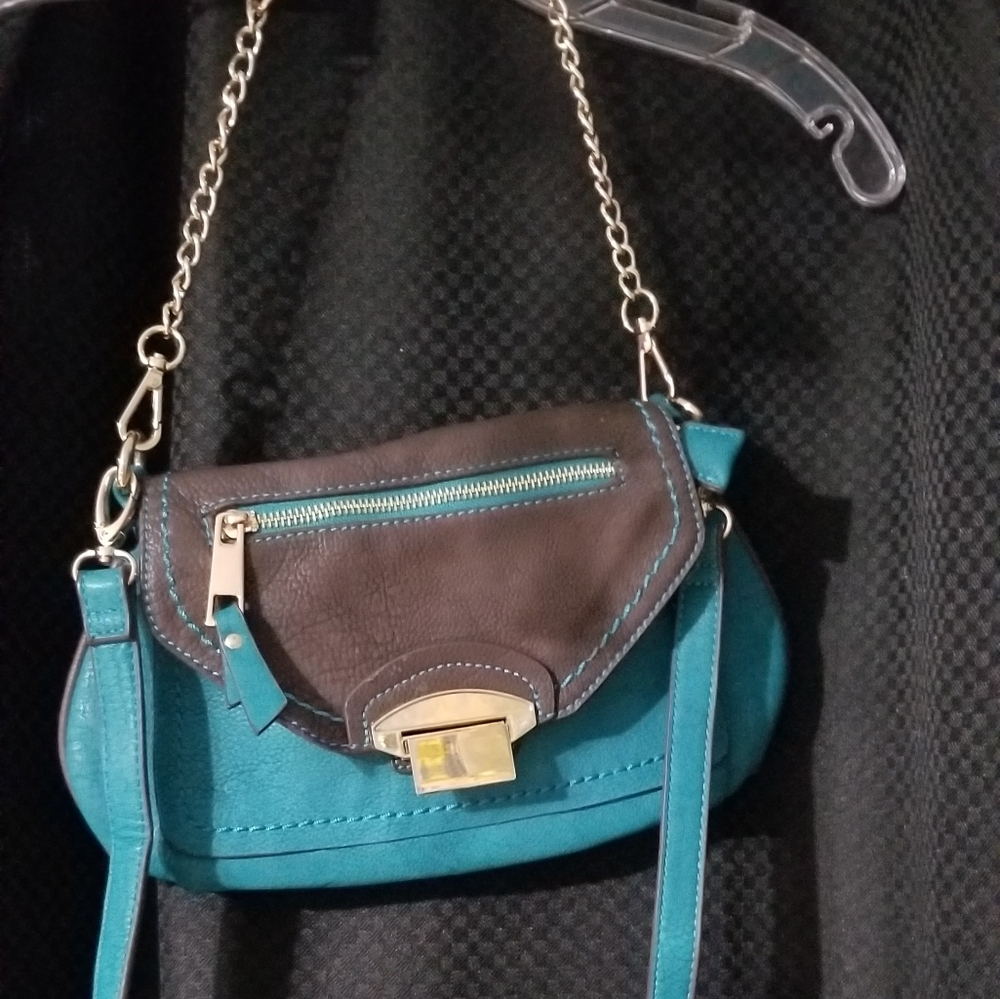 Cross body purse